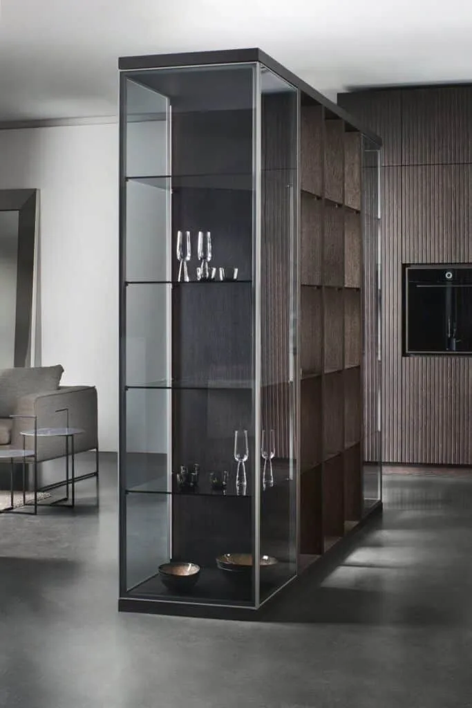 Tủ kính trưng bày (2)