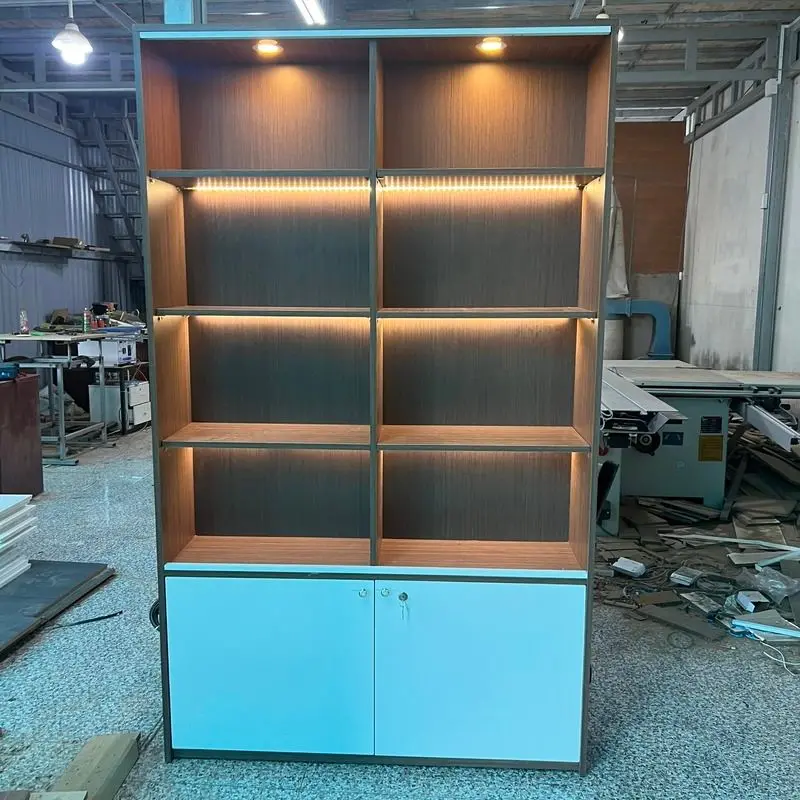 Tủ trưng bày MDF kết hợp kim loại