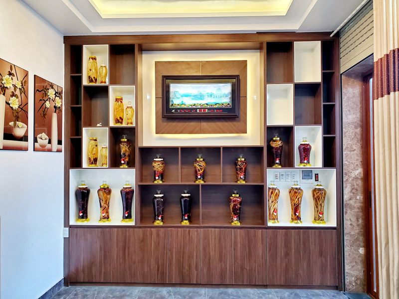 Mẫu tủ rượu đẹp gỗ MDF sáng trọng