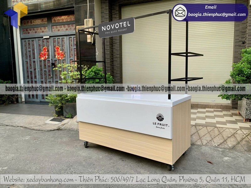 Gia công quầy trưng bày nước ép cao cấp ngoài trời