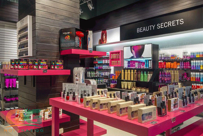 Nội thất showroom mỹ phẩm đẹp mắt