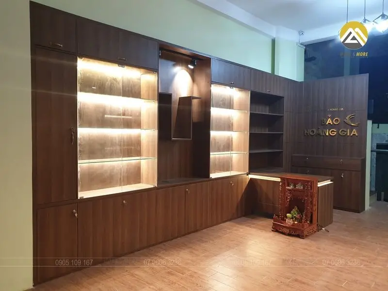 Tủ trưng bày kính