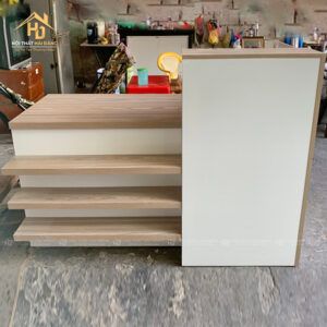 Quầy trưng bày hình hộp