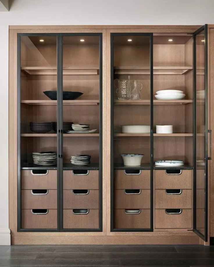 Thiet Ke Tu Trung Bay Hien Dai 5