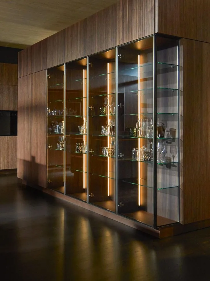 Tu Kinh Trung Bay San Pham Cao Cap 4