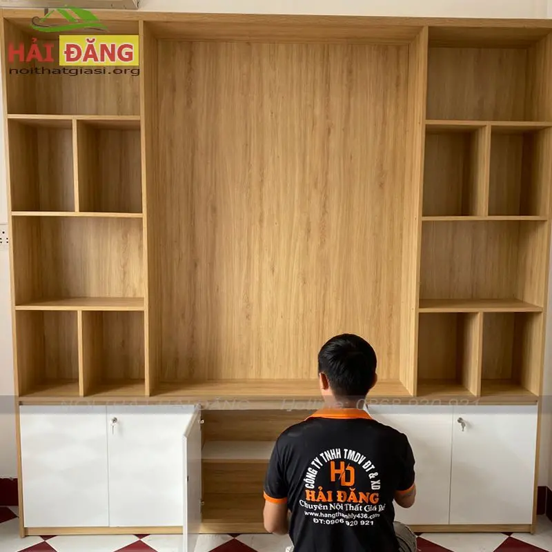 Tủ trưng bày kính khung gỗ melamine