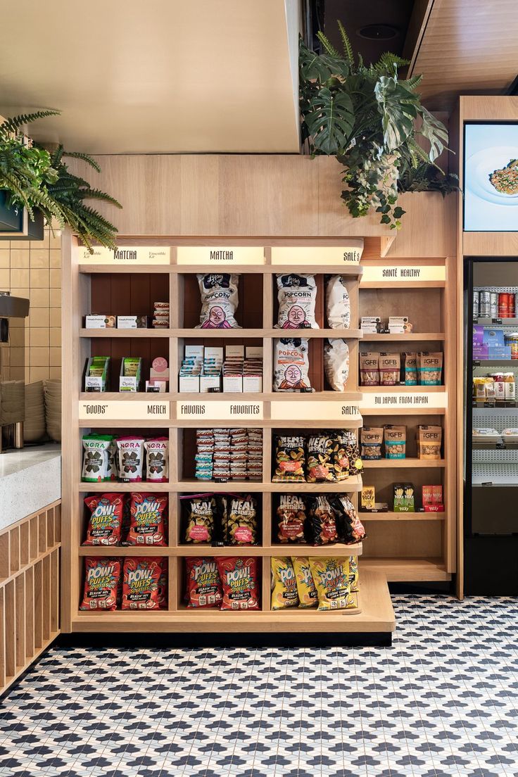 Tu Trung Bay Cua Hang Nho 3