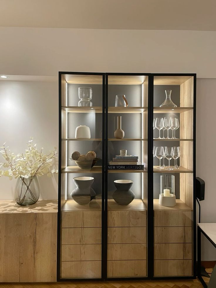 Tu Trung Bay Go Kinh Hien Dai 1