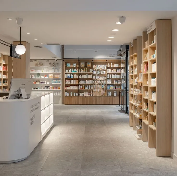 Tu Trung Bay San Pham Cho Shop My Pham 3